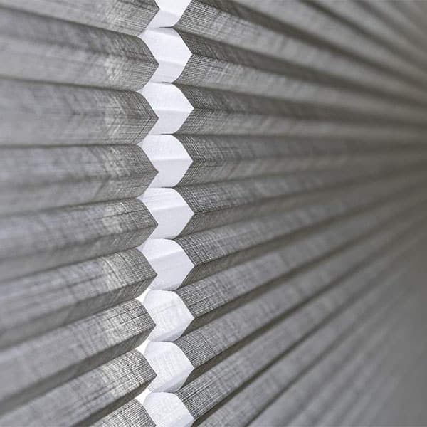 Duette Shades Luxaflex bij Aldura Zonwering_0005__C_L7606.2e16d0ba.fill-1680x672.format-jpeg